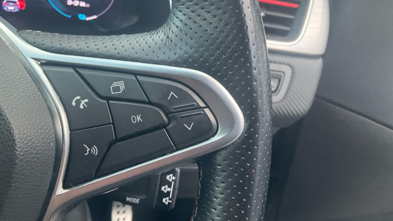 Renault Captur 1.6 E-TECH PHEV 160 R.S. Line 5dr Auto Hatchback